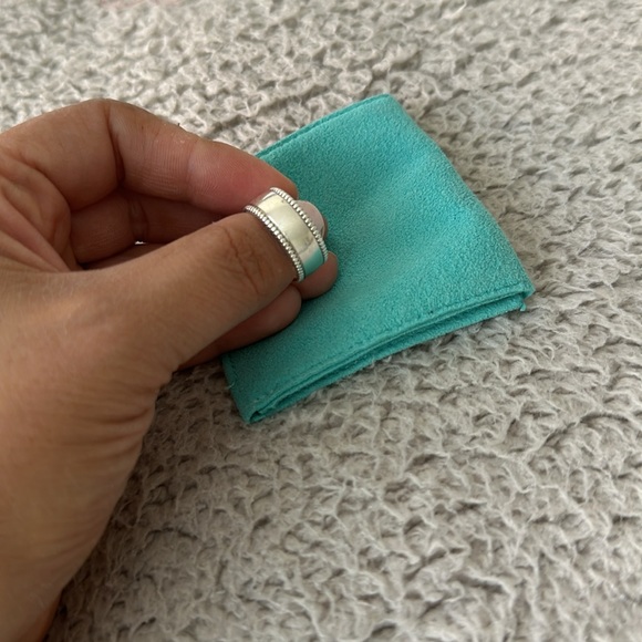 Tiffany & Co. Beaded Ring - Picture 5 of 6